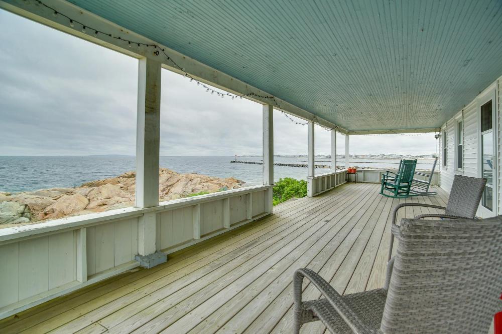 Historic Cottage with Beautiful Oceanfront View
